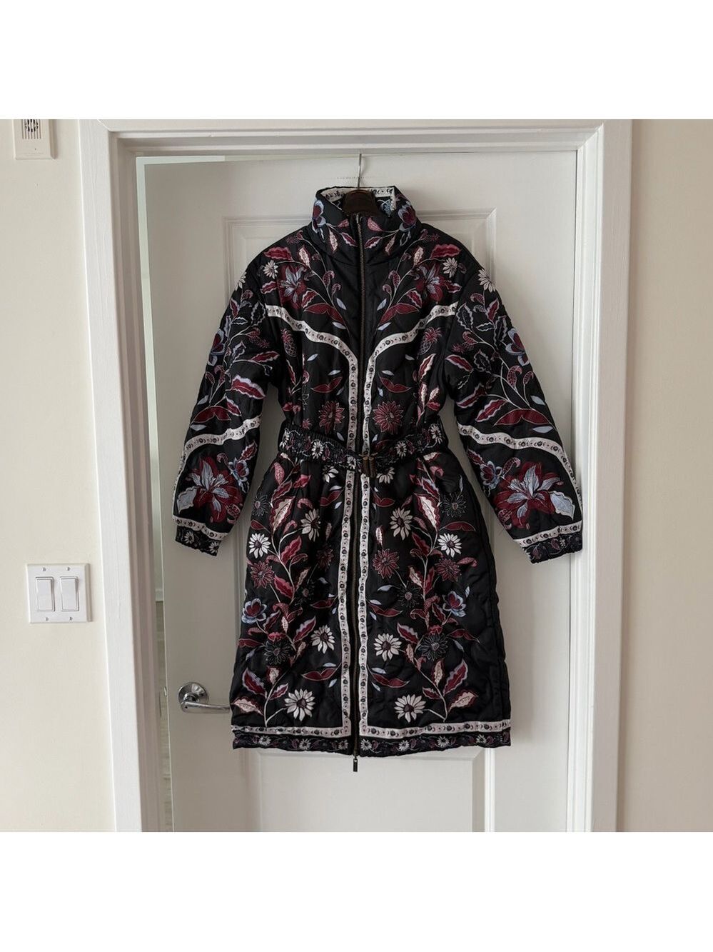 Farm Rio Black Marcelle Reversible Maxi Puffer Jacket - Picture 4 of 12